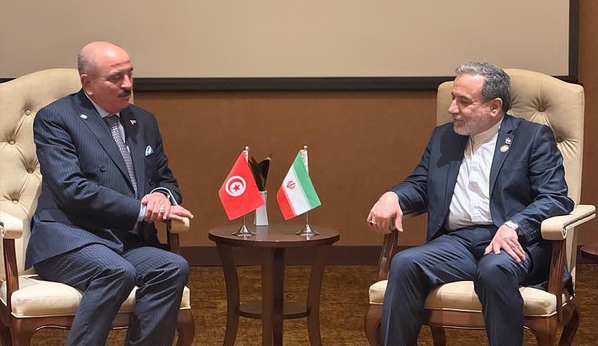 عراقجي ونظيره التونسي: حل قضية فلسطين يتطلب إنهاء الاحتلال