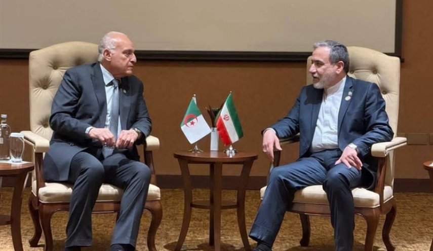 إيران والجزائر تؤكدان على ضرورة منع الكيان الصهيوني من خرق تعهّداته