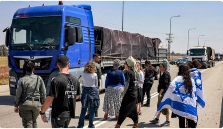 ممانعت شهرک‌نشینان از ورود کمک‌های بشردوستانه به غزه+فیلم