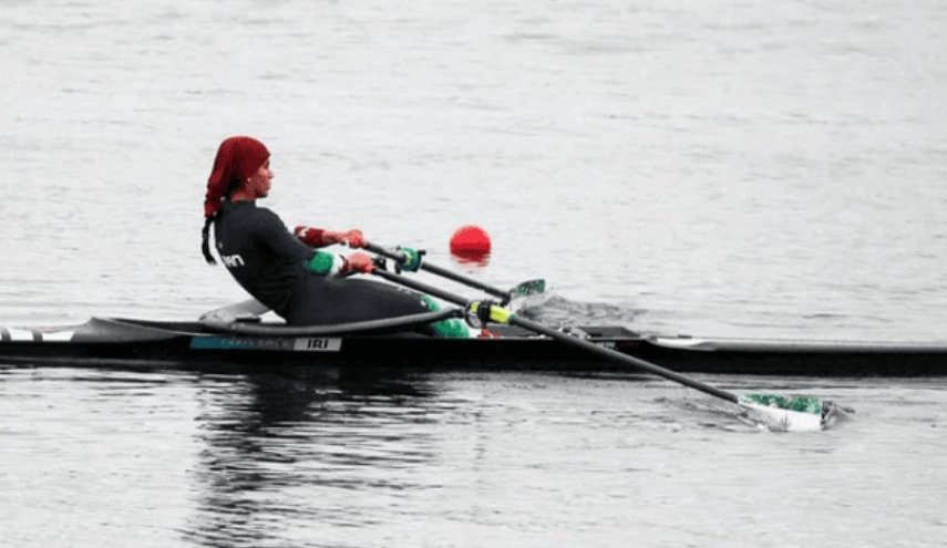 رياضية ايرانية تحرز الميدالية الذهبية في بطولة آسيا للتجديف