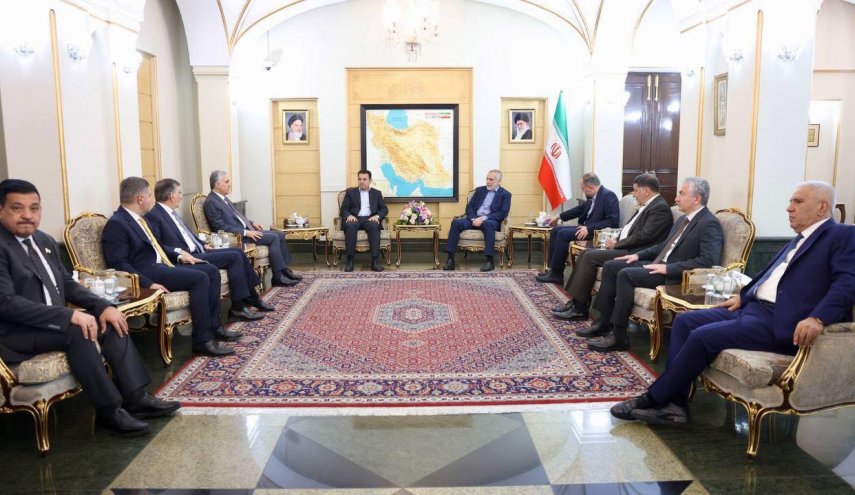 لاريجاني يستقبل مستشار الأمن القومي العراقي