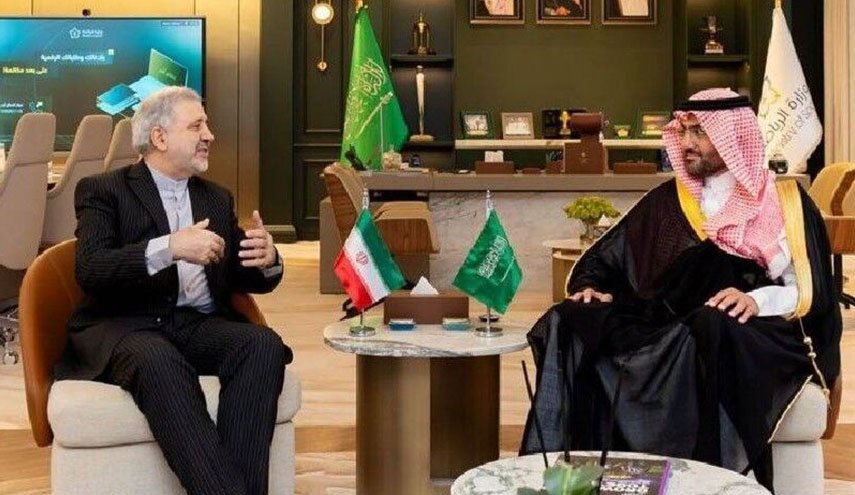 السفير الإيراني لدى الرياض يلتقي نائب وزير الرياضة السعودي