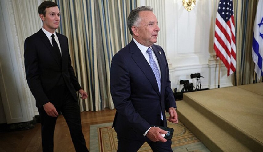 زيارة غامضة..طائرة إسرائيلية تنقل مبعوثي ترامب إلى الرياض