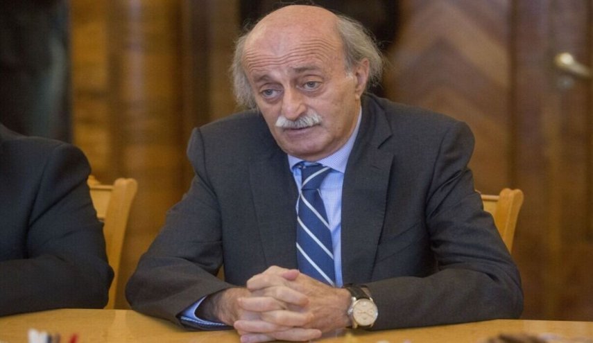 جنبلاط: هیولای صهیونیستی هر روز منطقه را تهدید می‌کند/ السویدا جزء لاینفک سوریه است