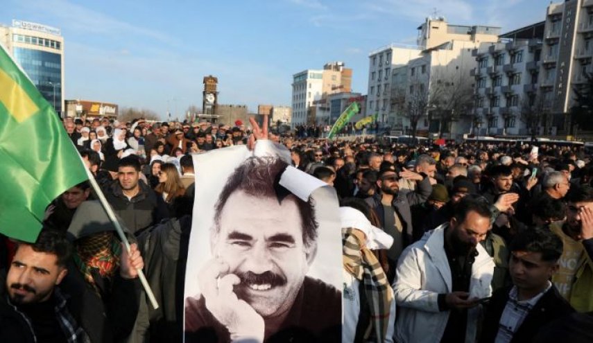 العمال الكردستاني يطالب بلقاء عاجل مع أوجلان.. تفاصيل