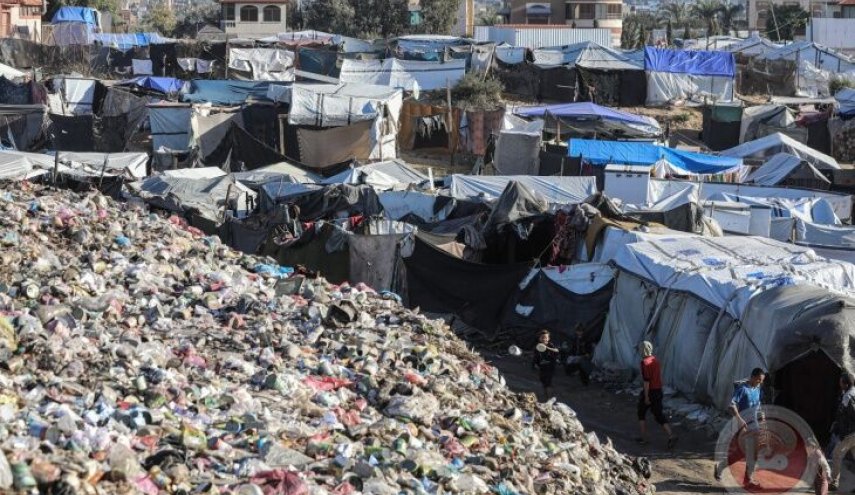 فاجعه بزرگ انسانی؛ اسرائیل زباله و پسماندهای ساختمانی را در غزه تخلیه می‌کند
