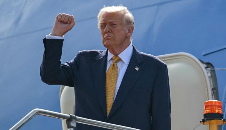 ترامب يصل اليابان في جولته الآسيوية 