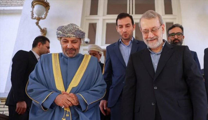 لاريجاني يستقبل وزير الداخلية العماني  