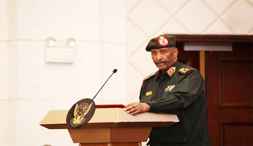 البرهان: غادرنا الفاشر لتفادي 'قتلا ممنهجا' للمدنيين على يد الدعم السريع