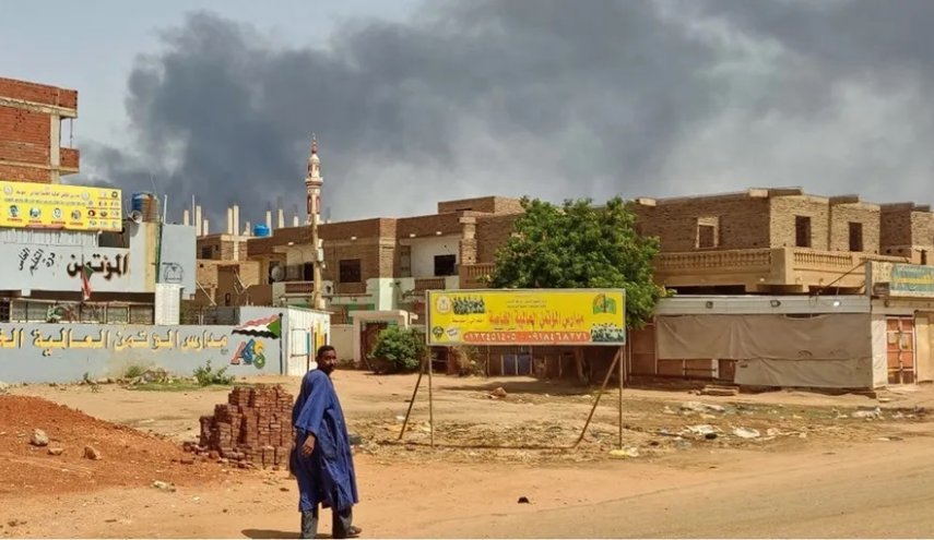 رغم الحديث عن هدنة.. انفجارات تهز محيط العاصمة السودانية