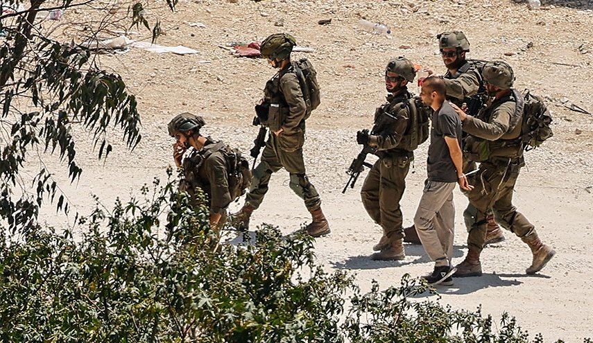 مفاجأة تفجرها واشنطن: جنود الاحتلال استخدموا غَزِّيين دروعا بشرية