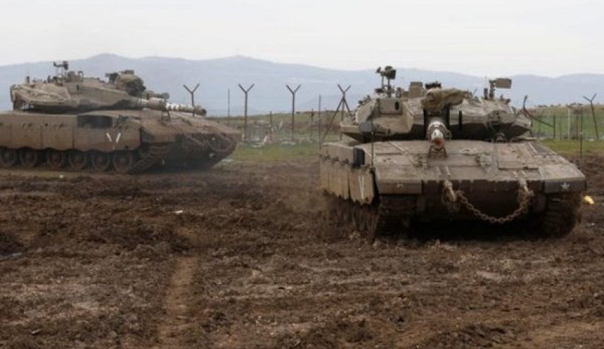 آليات قوات العدو الاسرائيلي تتقدم على خط التماس بالقنيطرة
