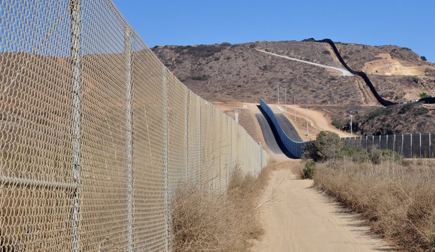 ردیاب‌های اسرائیلی در خدمت آمریکا برای «شکار» مهاجران در مرز مکزیک
