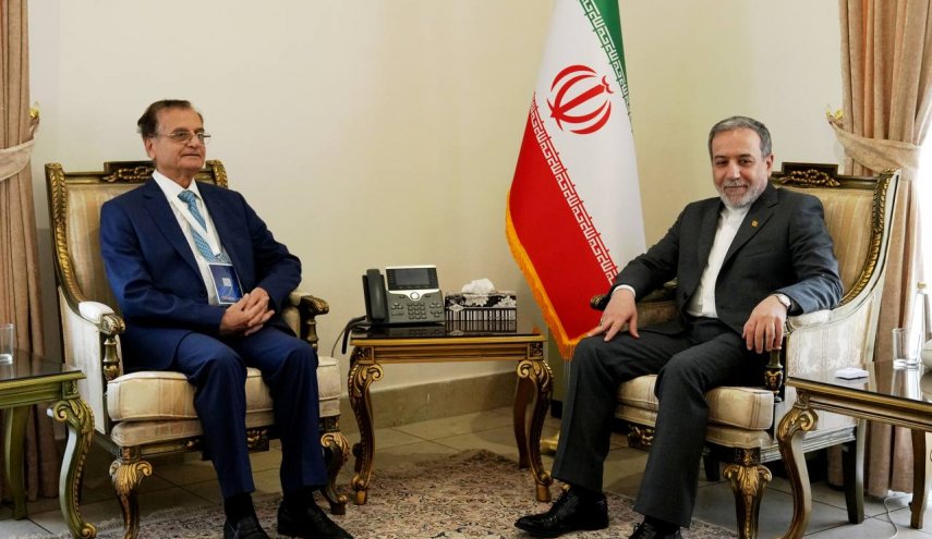 تأکید عراقچی بر حفظ وحدت و انسجام لبنان برای مقابله با رژیم صهیونیستی