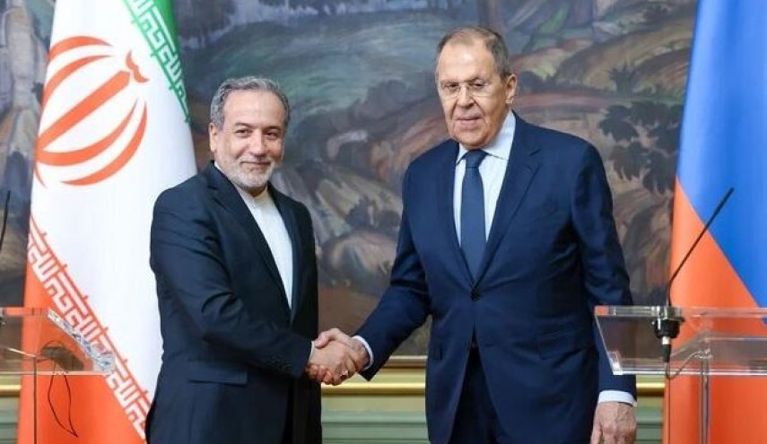 مكالمة هاتفية مهمة بين عراقجي ولافروف..وهذا أبرز ما دار بينهما 