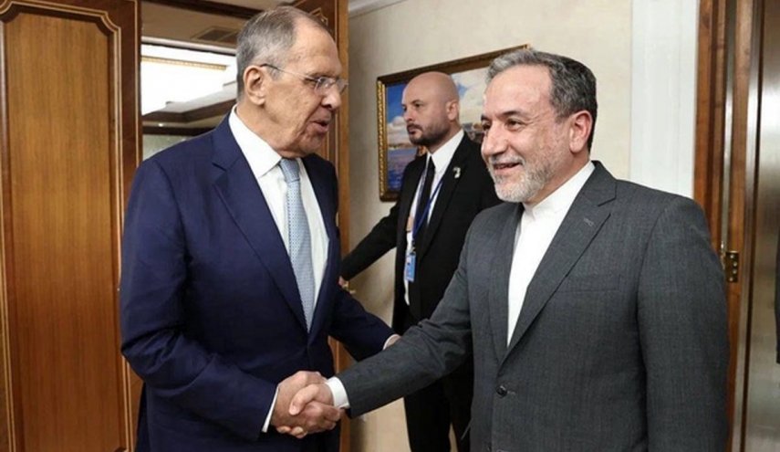 گفت‌وگوی تلفنی عراقچی و لاوروف
