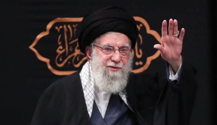 نخستین شب مراسم عزاداری ایام شهادت حضرت فاطمةالزهرا (س) با حضور رهبر انقلاب برگزار شد 