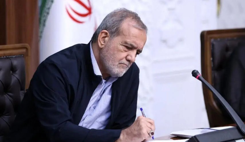 كم عدد المكالمات اليومية من الإيرانيين إلى مكتب بزشكيان؟أرقام ومفاجآت