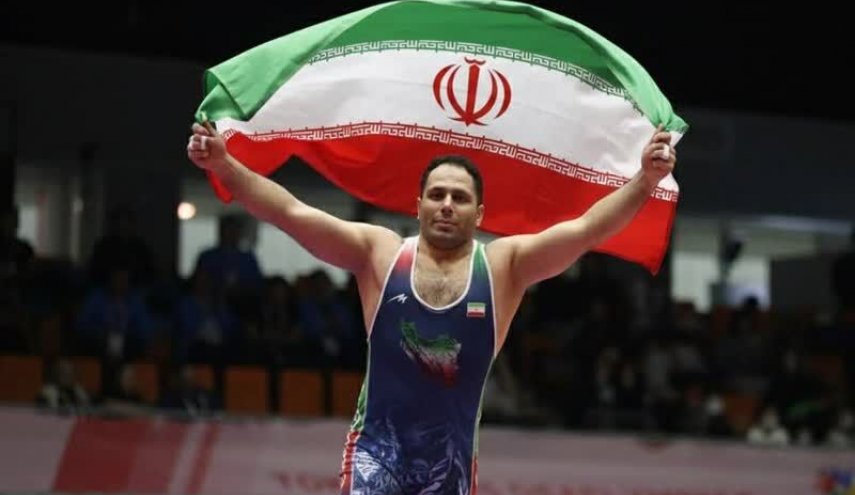 مصارع ایراني یتوج بطلا في اولمبیاد الصم
