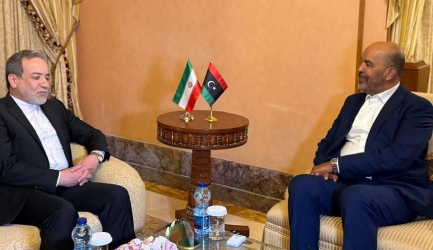 ايران وليبيا تؤكدان على تعزيز العلاقات في جميع المجالات
