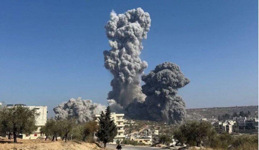 قتلى ومصابون في انفجار ضخم يهز بلدة كفرتخاريم غربي سوريا