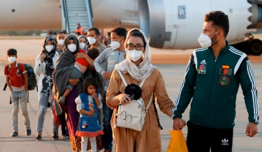 واشنطن تجمد تأشيرات متعاونين أفغان بعد استهداف الحرس الأميركي