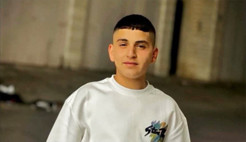 بالصورة.. الصحة الفلسطينية تكشف هوية شهيد عملية الدهس بالخليل