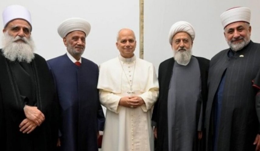 الخطيب يشرح للبابا موقف شيعة لبنان في مواجهة العدوان الإسرائيلي