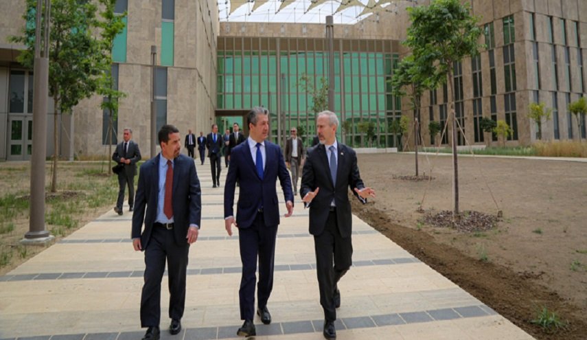 إفتتاح أكبر قنصلية أمريكية بهذا البلد العربي..