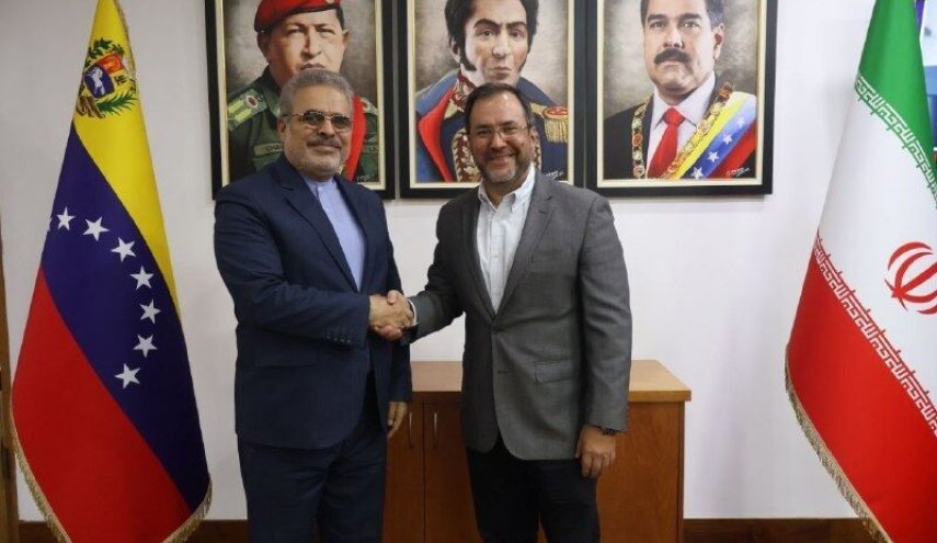 وزير خارجية فنزويلا: كراكاس وطهران ستواصلان دعم دبلوماسية السلام
