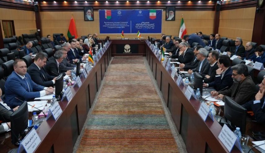 شراكة صناعية مرتقبة بين بيلاروسيا وإيران في قطاع الدواء