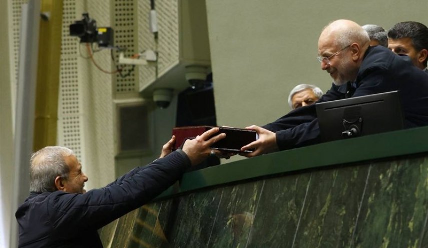 پزشکیان لایحه بودجه 1405 را تقدیم مجلس کرد
