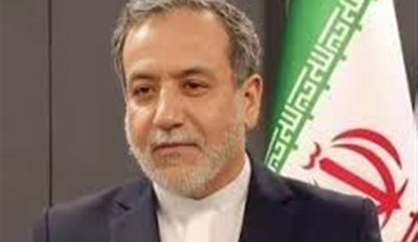 عراقچی در بیروت: دخالت نظامی در ایران محکوم به شکست است
