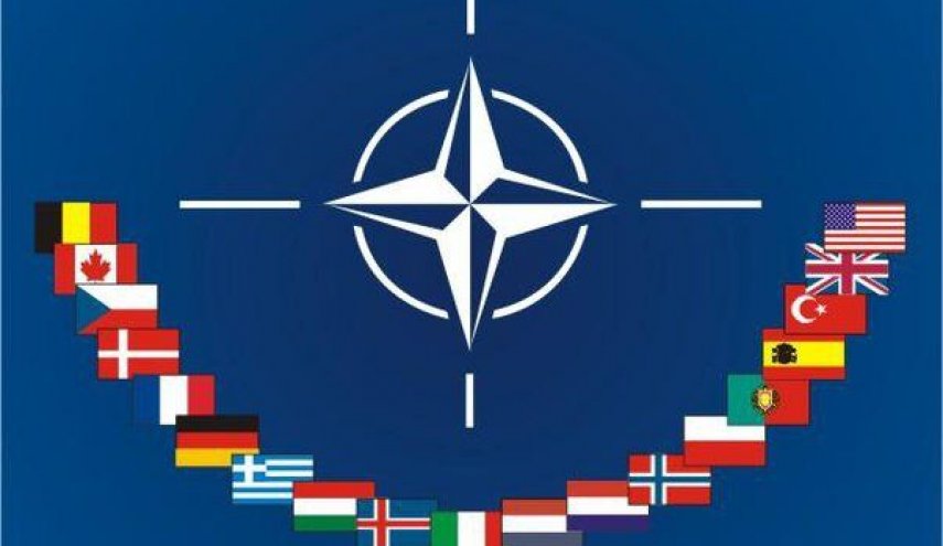 مرتس خواستار تقویت ناتو شد و کالاس تشکیل ارتش جداگانه اروپایی را رد کرد