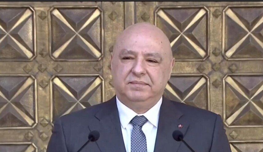 عون: ریختن مواد سمی روی اراضی جنوب لبنان از سوی اسرائیل جنایت است
