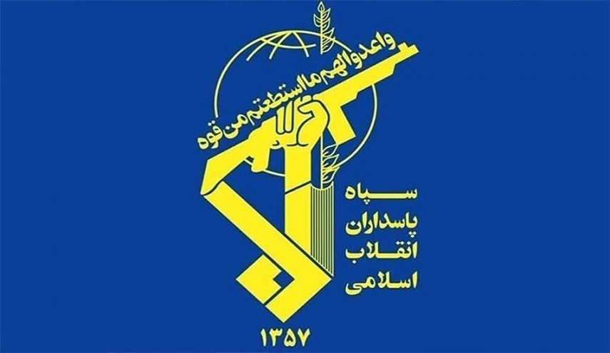 شمالي الخليج الفارسي.. مقاتلو حرس الثورة يستهدفون ناقلة نفط أمريكية