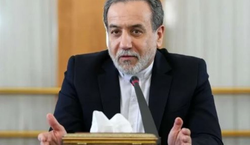 عراقچی: حمله به زیرساخت‌های حیاتی را آمریکا آغاز کرده نه ایران!
