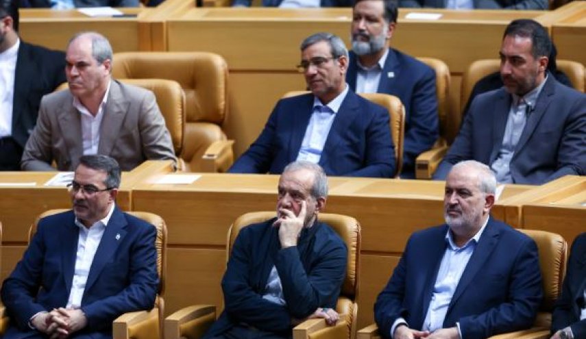 سپردن مسئولیت‌ها به افراد توانمند، زمینه‌ساز پیشرفت و تقویت اعتماد مردم است