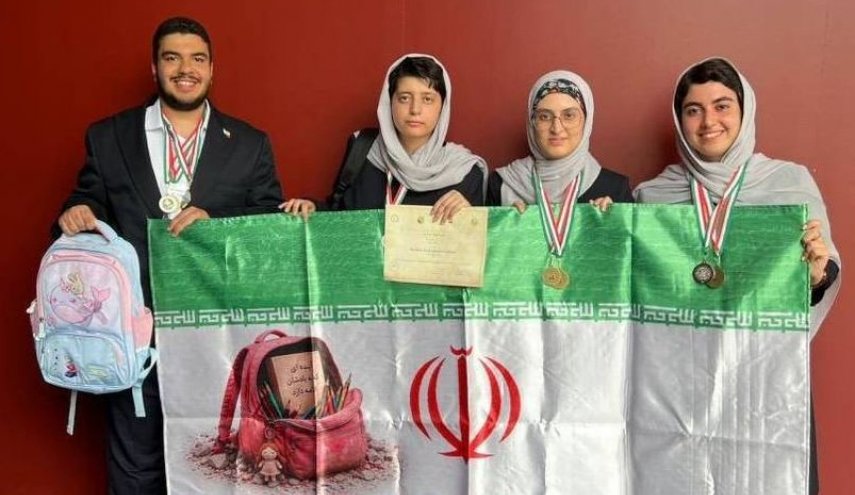 کسب ۳ مدال جهانی توسط یک دانش‌آموز فارسی در المپیاد جهانی علوم زمین تورین ایتالیا
