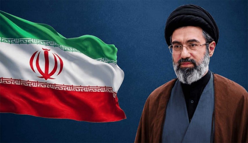قائد الثورة يشدد على إيران أكثر قوة وتجنب أي خطاب يضر بالتماسك الاجتماعي