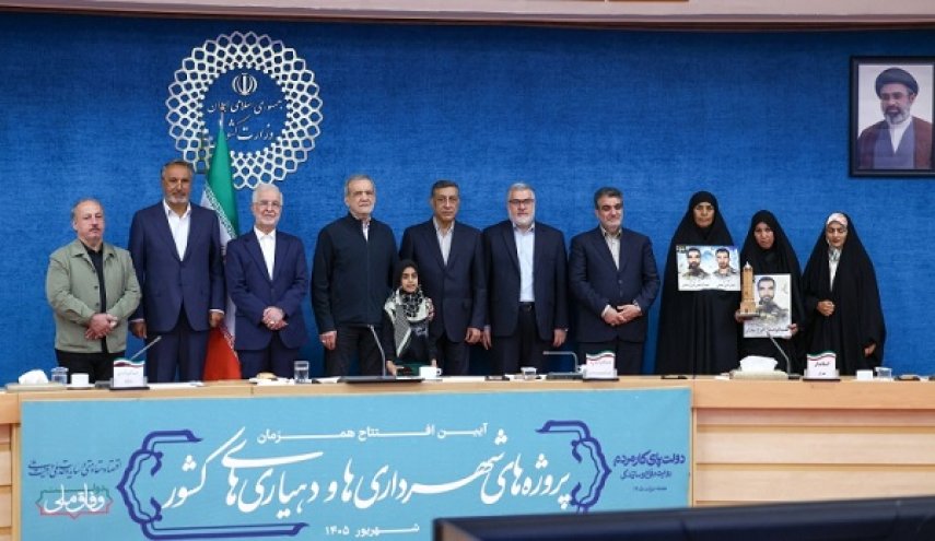 افتتاح و بهره‌برداری همزمان از ۱۸ هزار و ۹۱۰ طرح در کشور