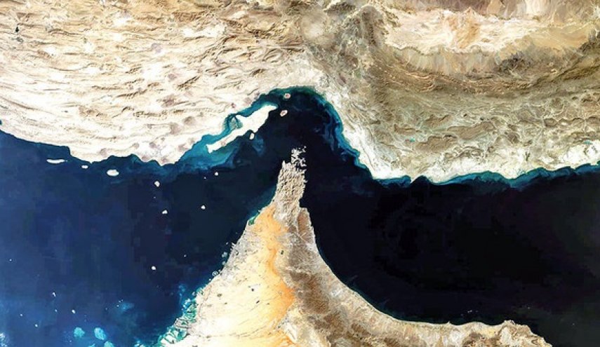حمله دشمن آمریکایی-صهیونی به جزیرۀ لارک