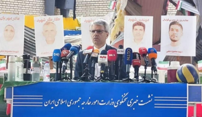 بقائي: الهجوم الأميركي على لامرد جريمة حرب بصواريخ محظورة