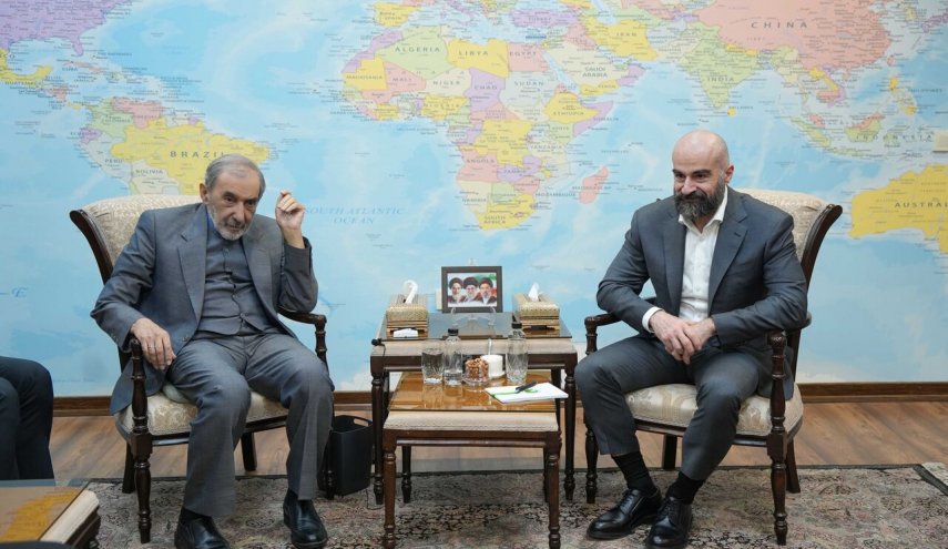 ولايتي: لطالما حظي العراق بمكانة خاصة في علاقات الجمهورية الإسلامية الإيرانية