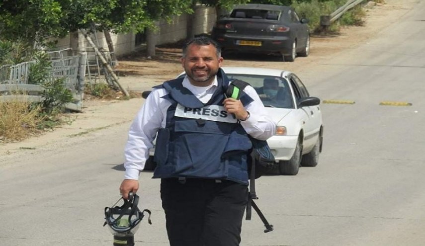 الاحتلال يواصل استهداف الصحفيين.. 39 صحفياً وصحفية خلف القضبان
 