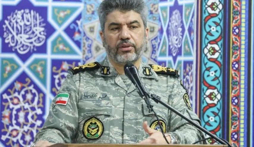 امیر سرتیپ اکرمی‌نیا: با تاکتیک‌های جدید جنگی، دشمن را از منطقه اخراج می‌کنیم