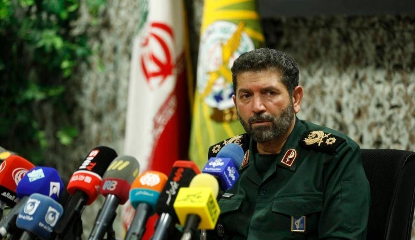 قائد الحرس الثوري في طهران: سيتم اجراء مناورة 
