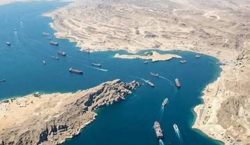 اصابت یک پرتابه به نفتکشی در نزدیکی عمان