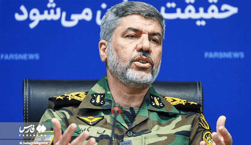 العميد اكرمي نيا: جيشنا على اتم الاستعداد ويمتلك مخزونا كبيرا من المعدات الجديدة