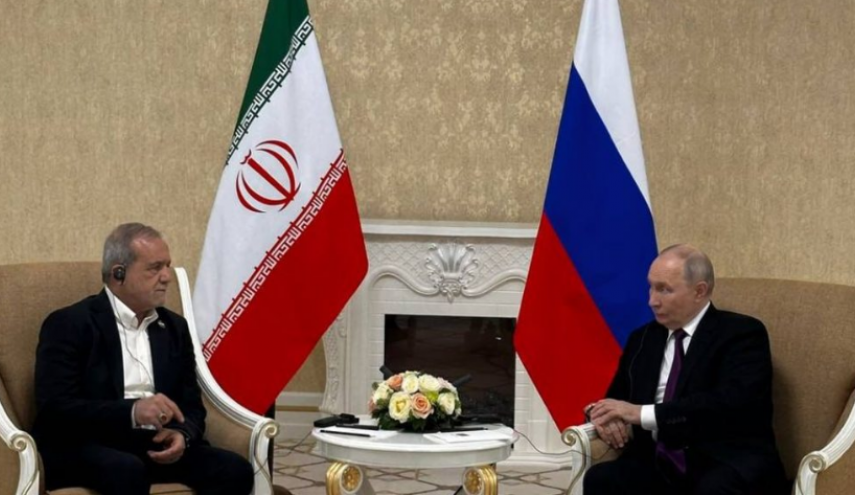 بزشكيان وبوتين يبحثان تعزيز التعاون بين إيران وروسيا وتطورات الوضع بالمنطقة